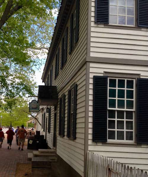 A Street View of Colonial Williamsburg