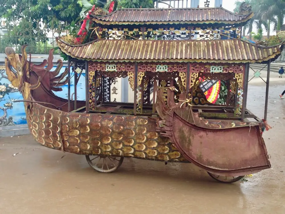 Cart used in funerals