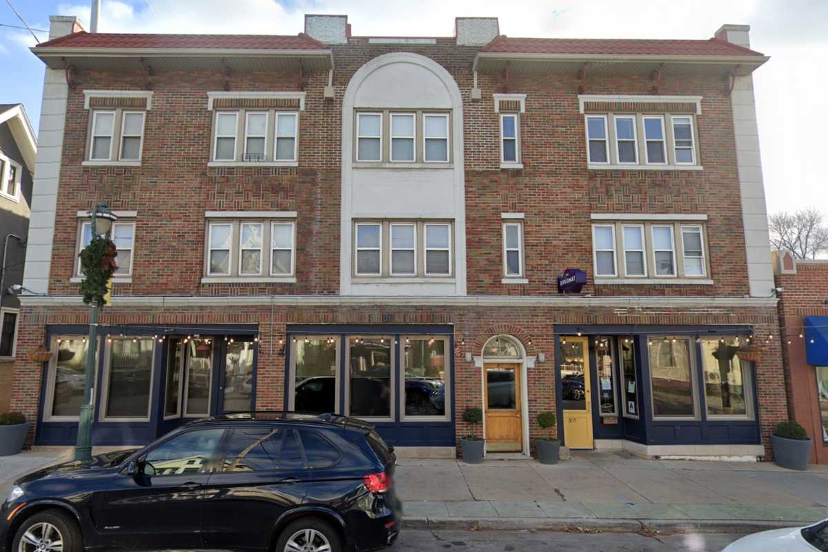 10 Must Eat Places In Milwaukee, Wisconsin An Insiders Guide A Bus