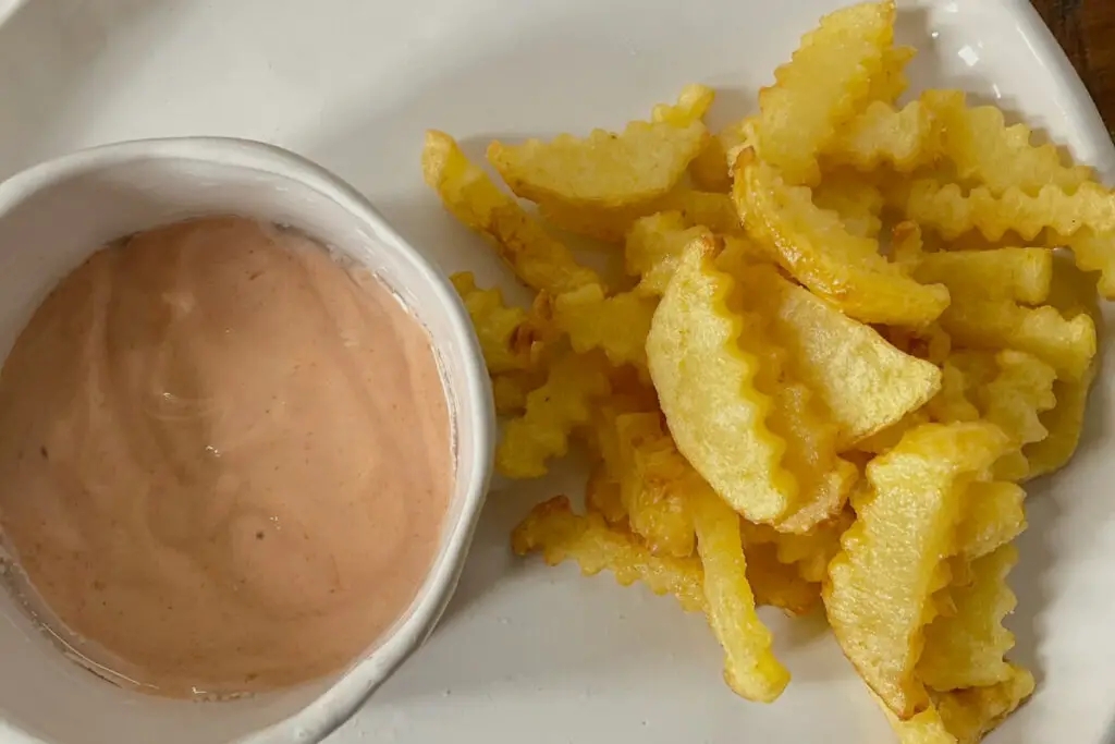 French Fries With Mix Ketchup And Mayonnaise