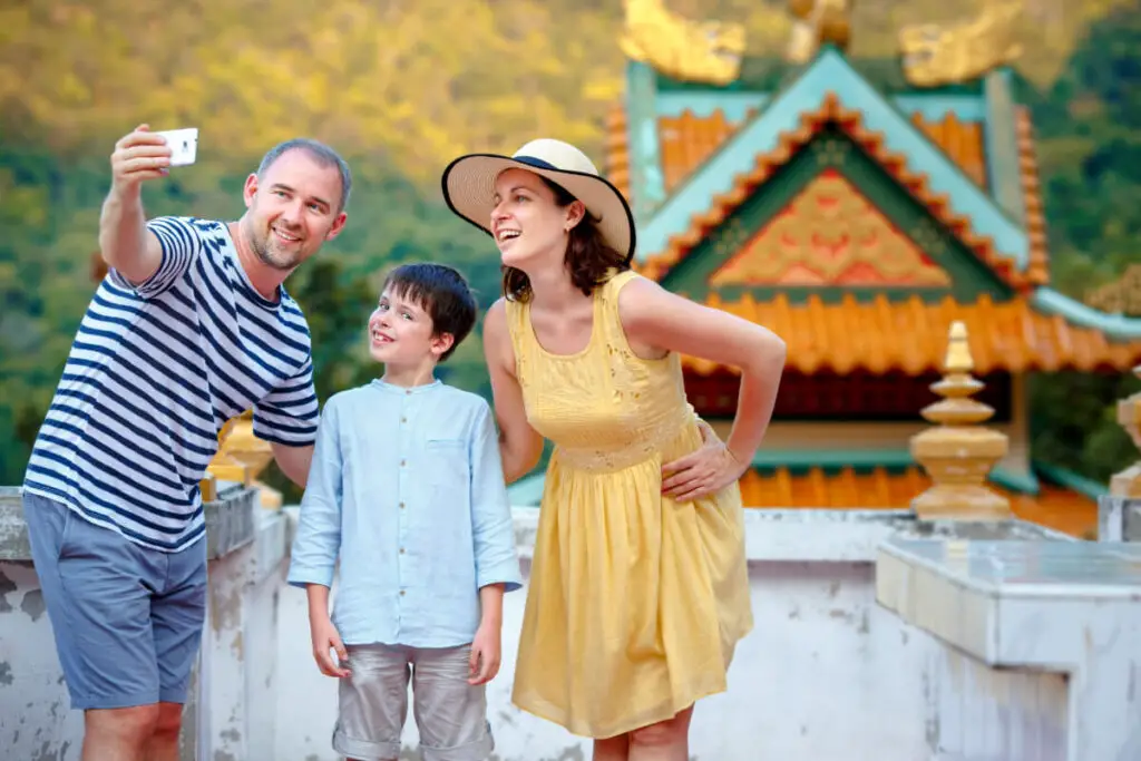 Why China Is Safe For Traveling With Children, 10 Reasons